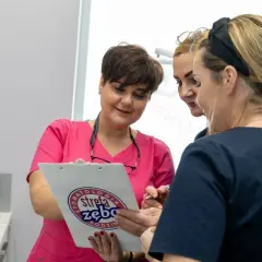 Czy znieczulenie u dentysty boli? Poznaj prawdę o bólu podczas zabiegu