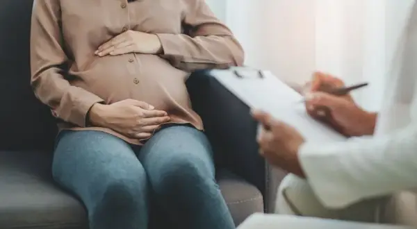 Jakie leki na przeziębienie w ciąży - bezpieczne opcje i porady